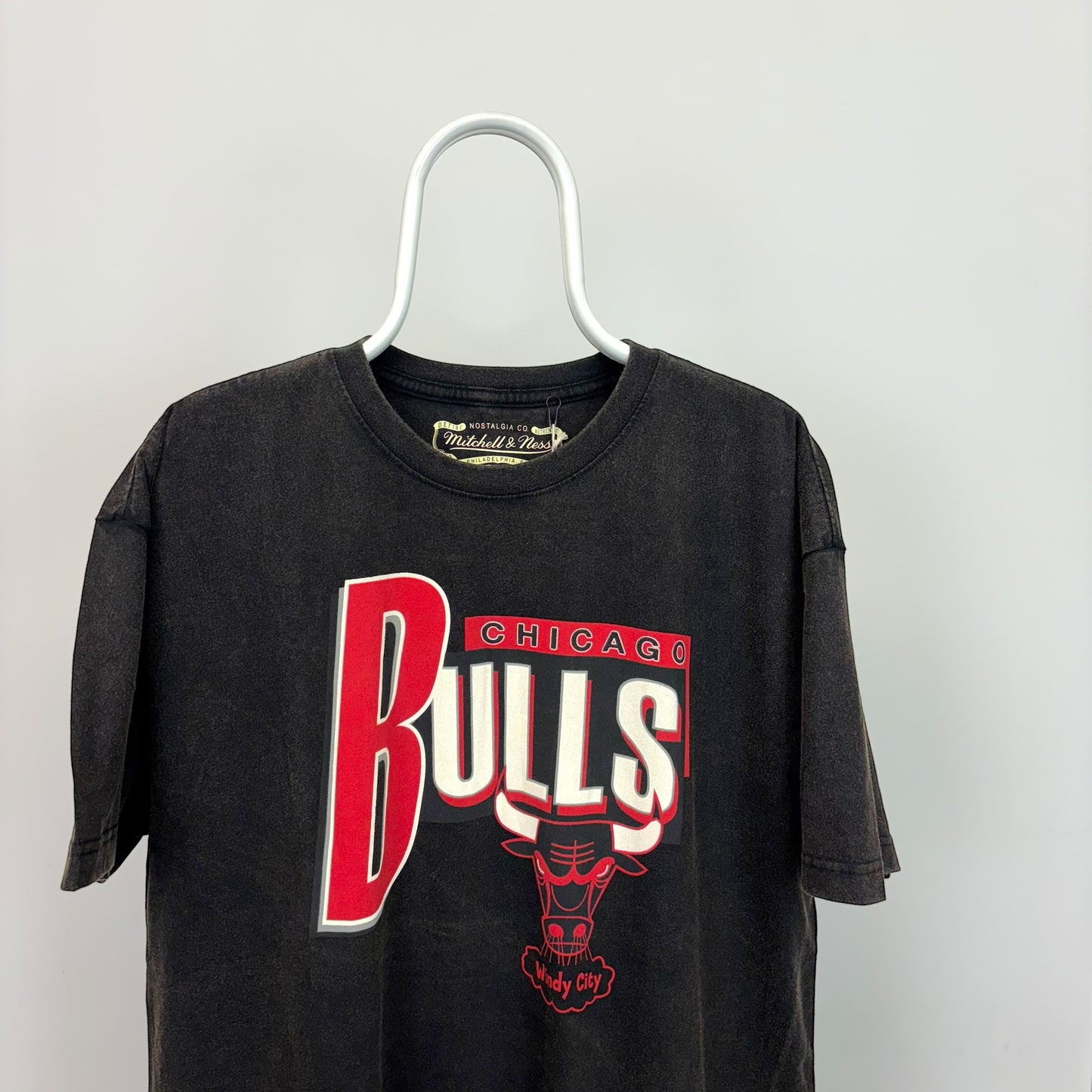 Mitchell & Ness Chicago Bulls Centre Circle T-Shirt