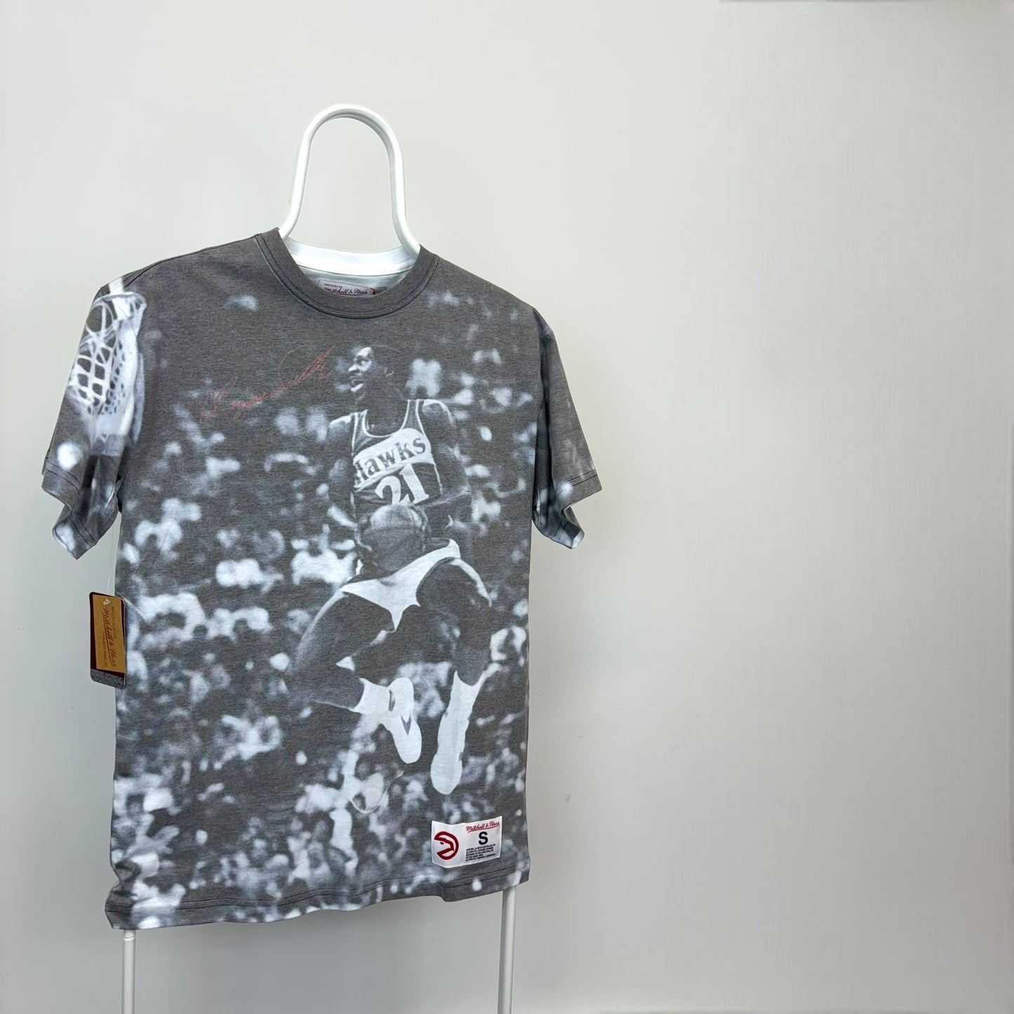 Mitchell & Ness Atlanta Hawks Dominique Wilkins Sublimated Above The Rim T-Shirt