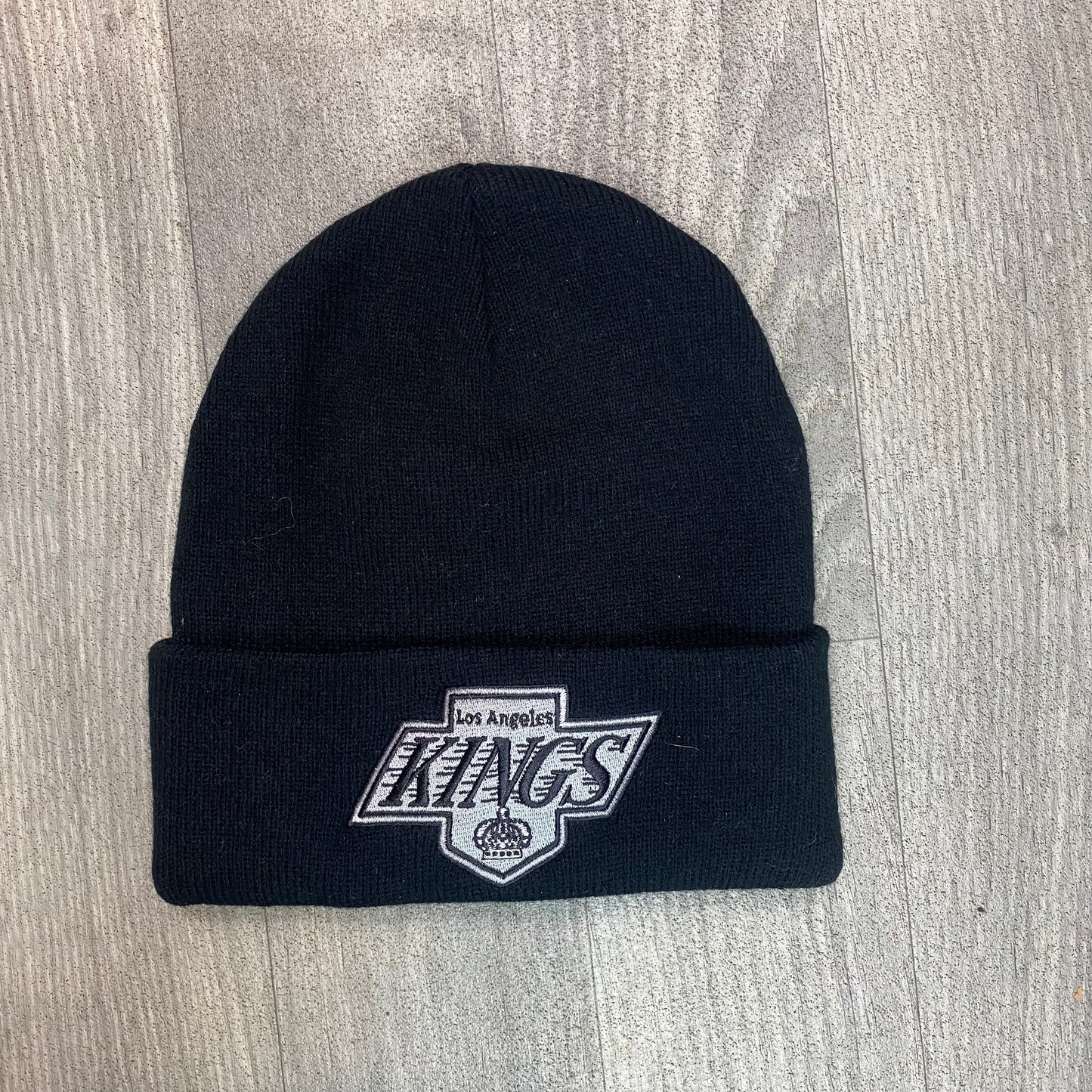 Mitchell & Ness Los Angeles Kings Embroidered Logo Beanie