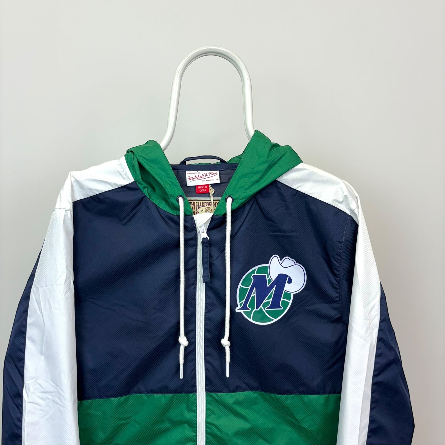 Mitchell & Ness Dallas Mavericks Windbreaker