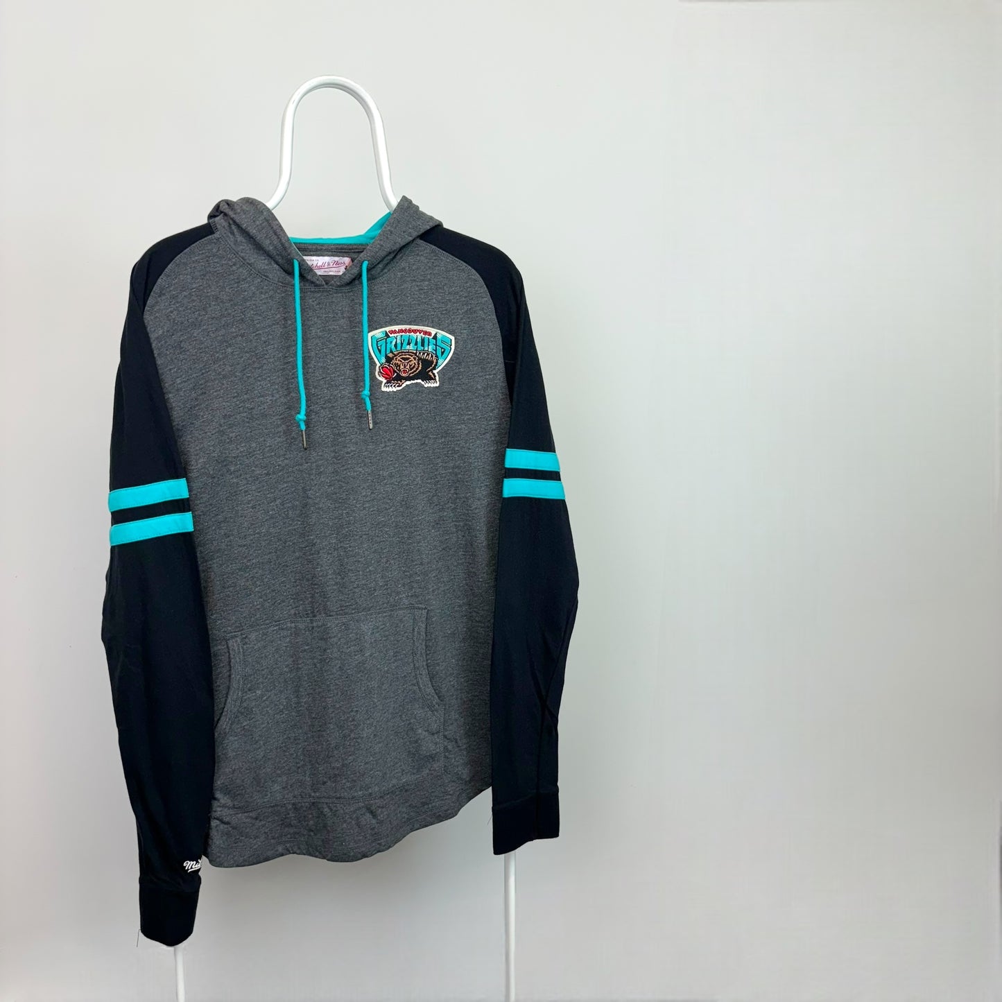 Mitchell & Ness Vancouver Grizzlies Lightweight Hoodie