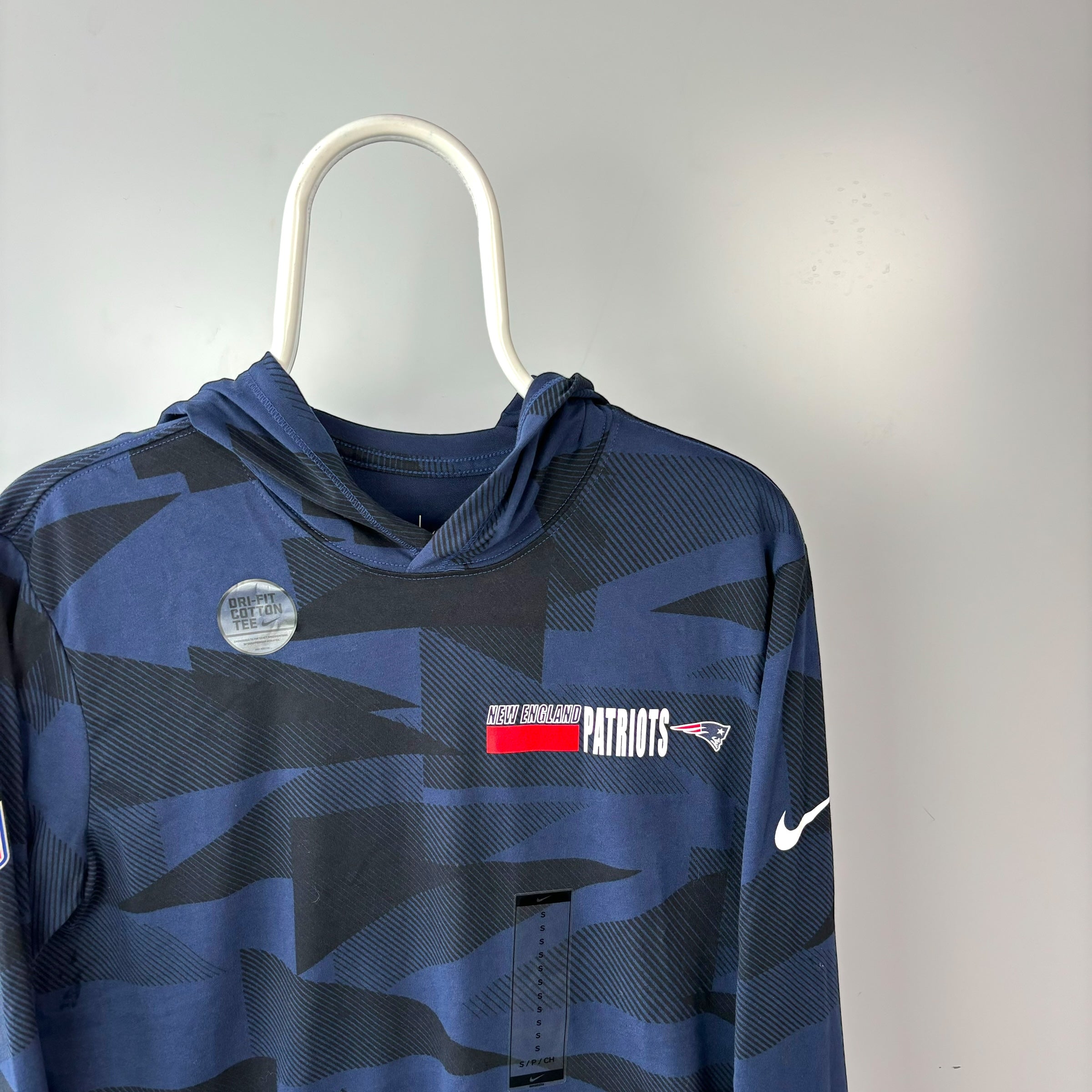 nike dri fit patriots hoodie