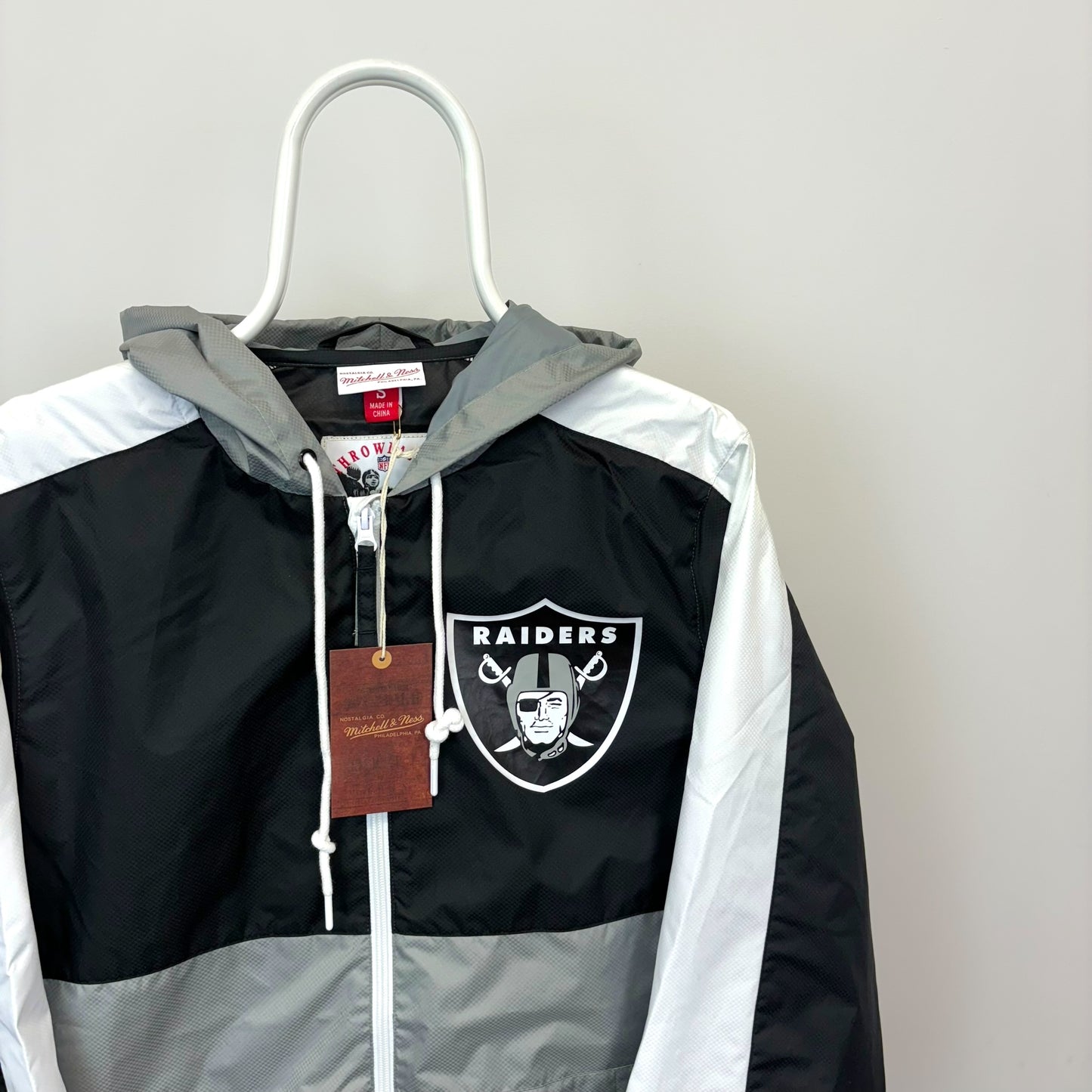 Mitchell & Ness Las Vegas Raiders Windbreaker