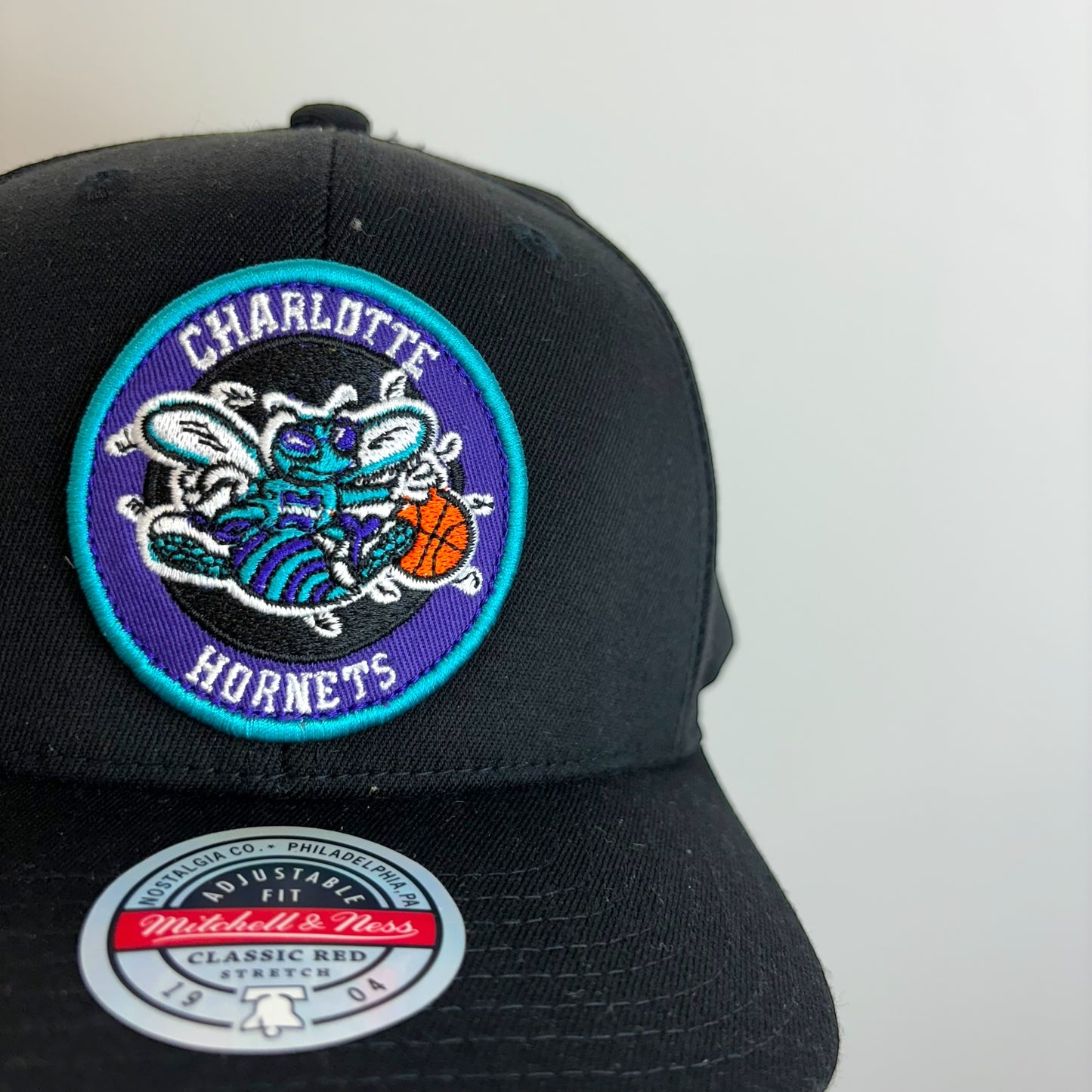 Mitchell & Ness Charlotte Hornets Alley Oop Snapback Hat