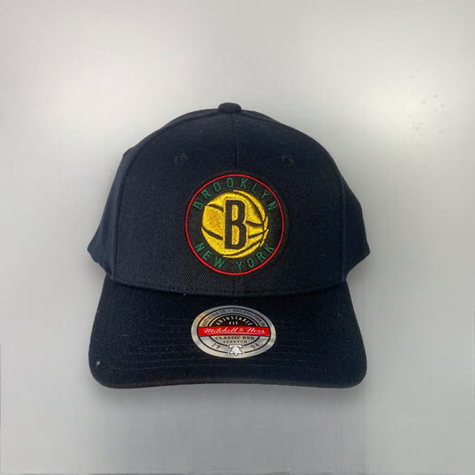 Deadstock Mitchell & Ness Brooklyn Nets Snapback Hat