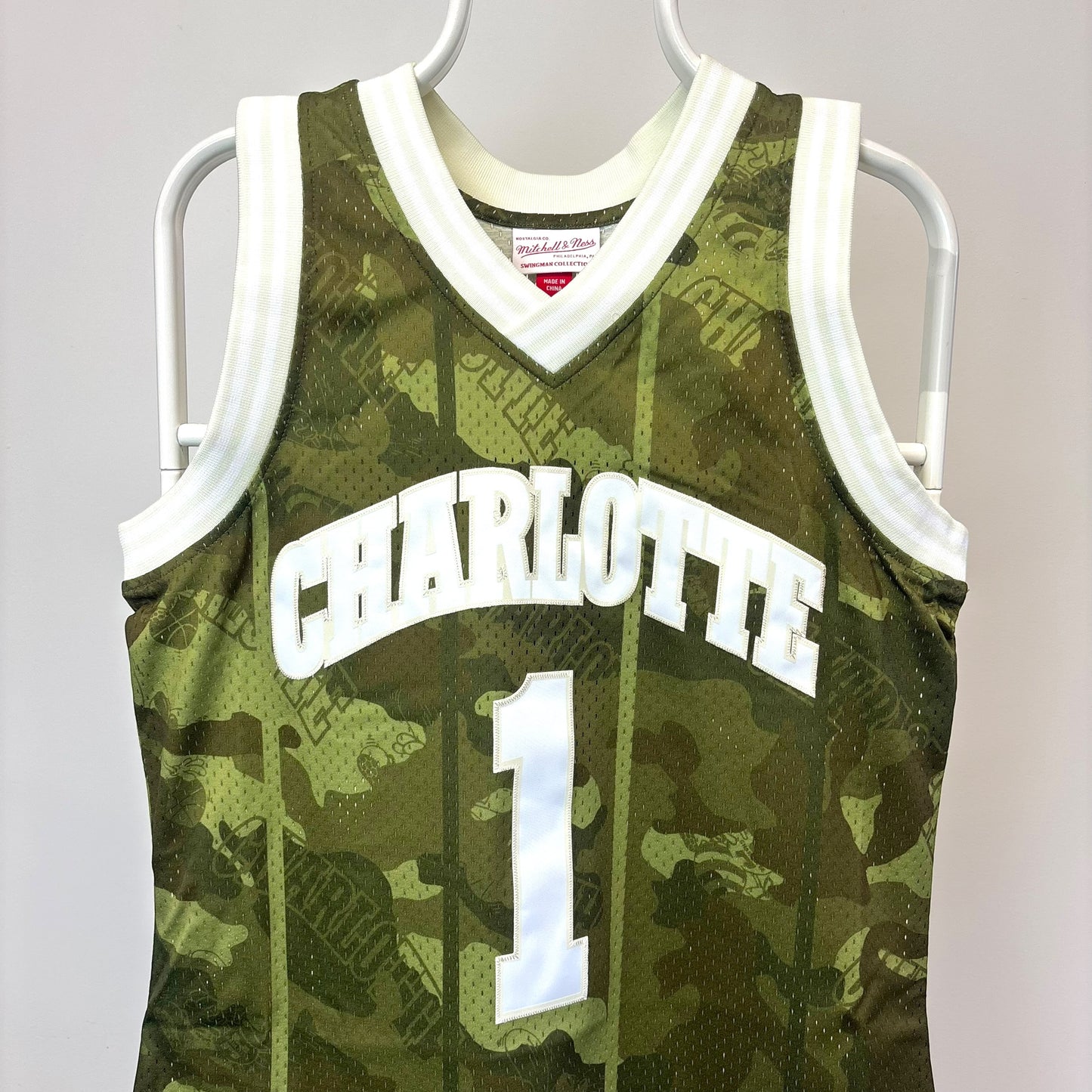 Mitchell & Ness Muggsy Bogues Charlotte Hornets Camo Swingman Jersey