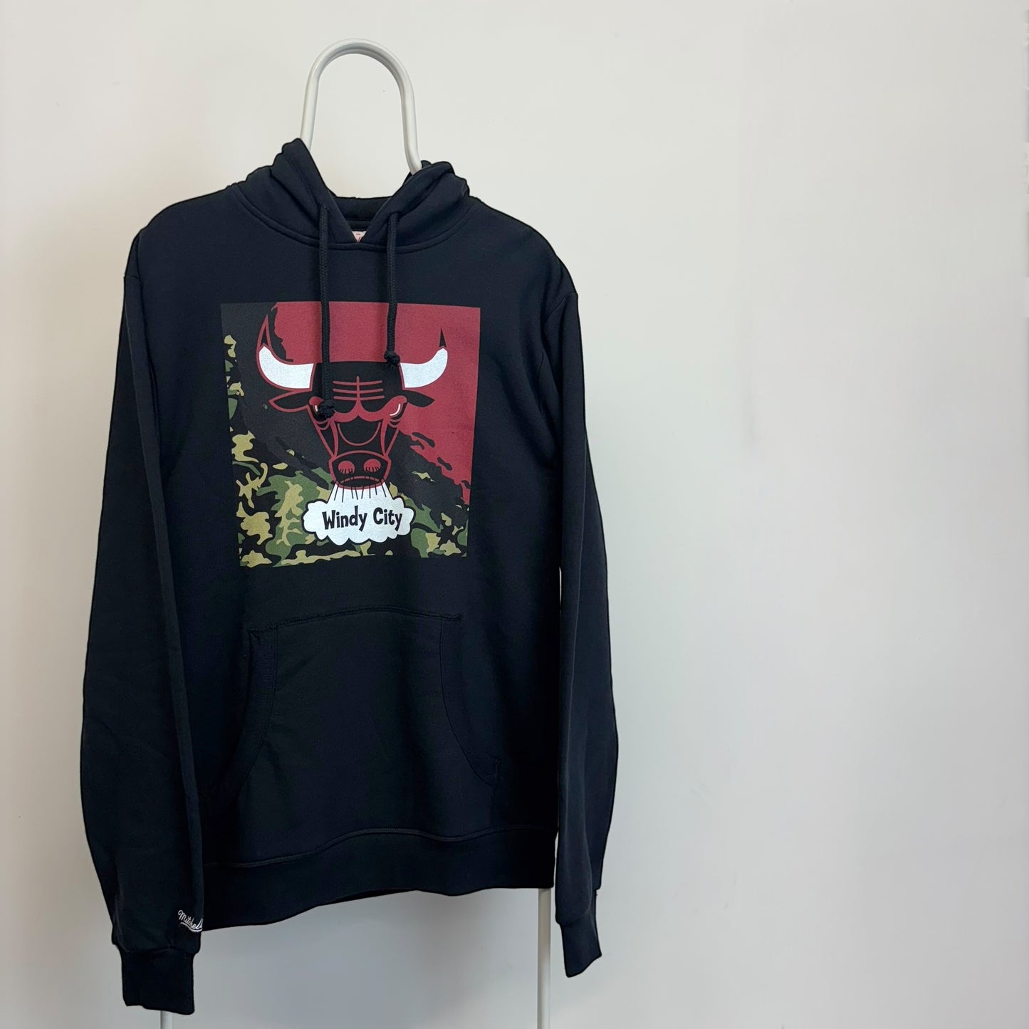 Mitchell & Ness Chicago Bulls Camo Paint Brush Hoodie