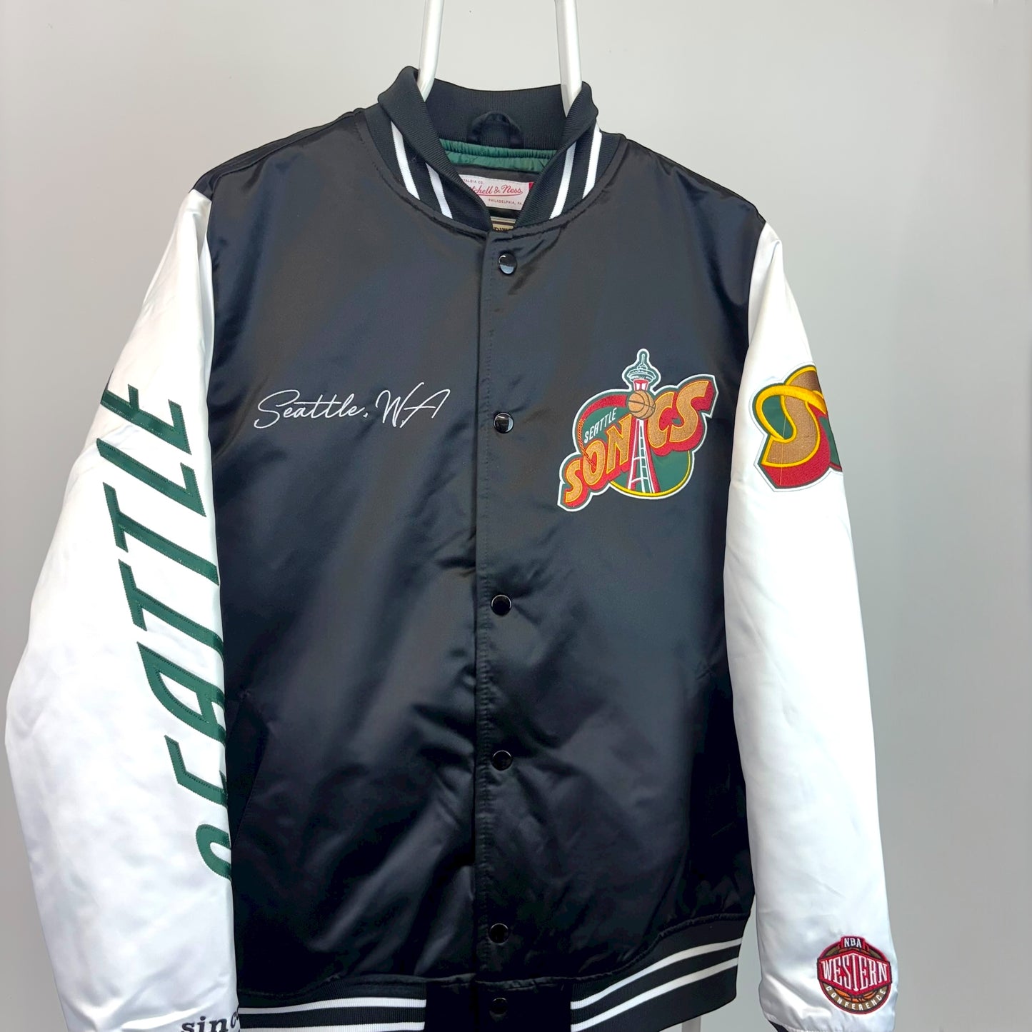 Mitchell & Ness Seattle Sonics Satin Varsity Jacket